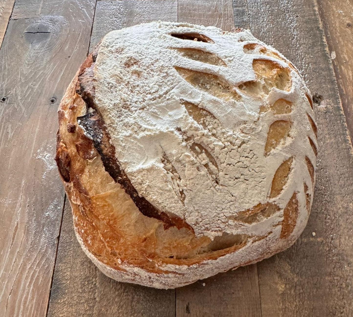 Sourdough with Almonds and Cinnamon Bread